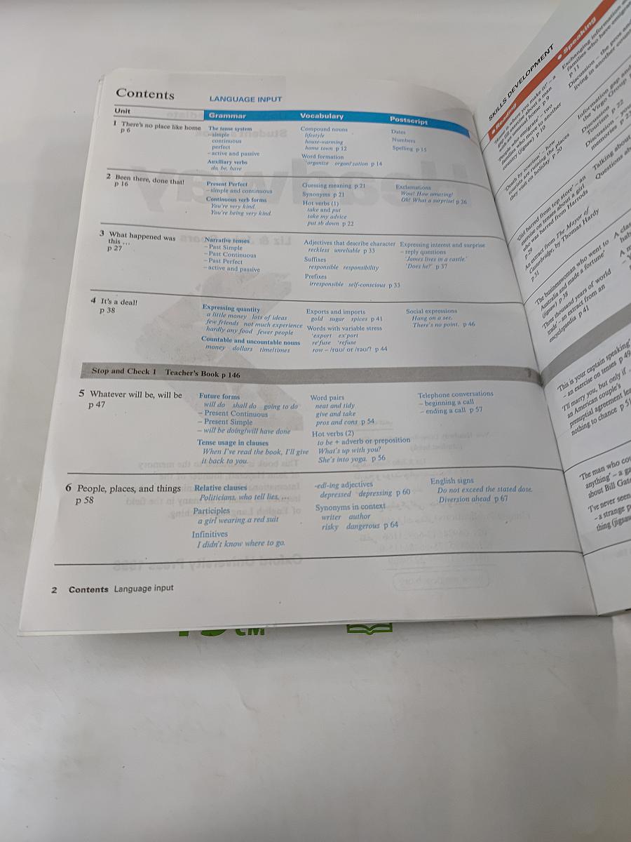 New Headway English Course Upper-Intermediate Student's Book
