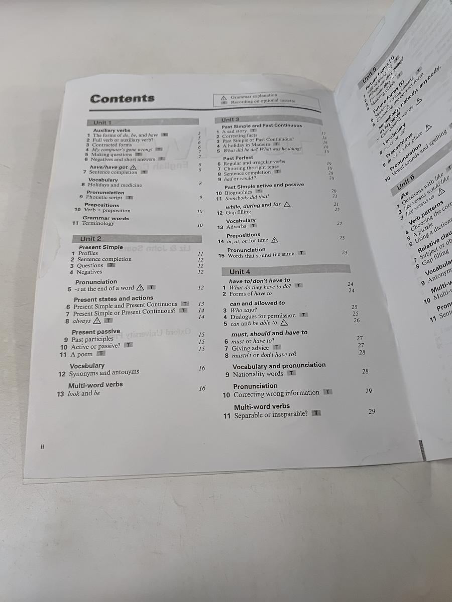 New Headway English Course: Intermediate Workbook