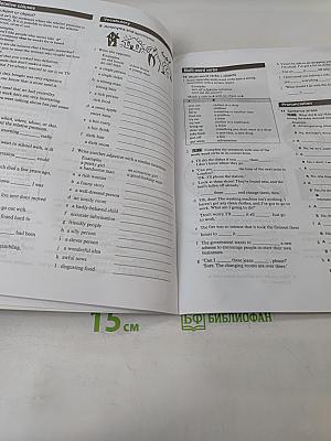 New Headway English Course: Intermediate Workbook