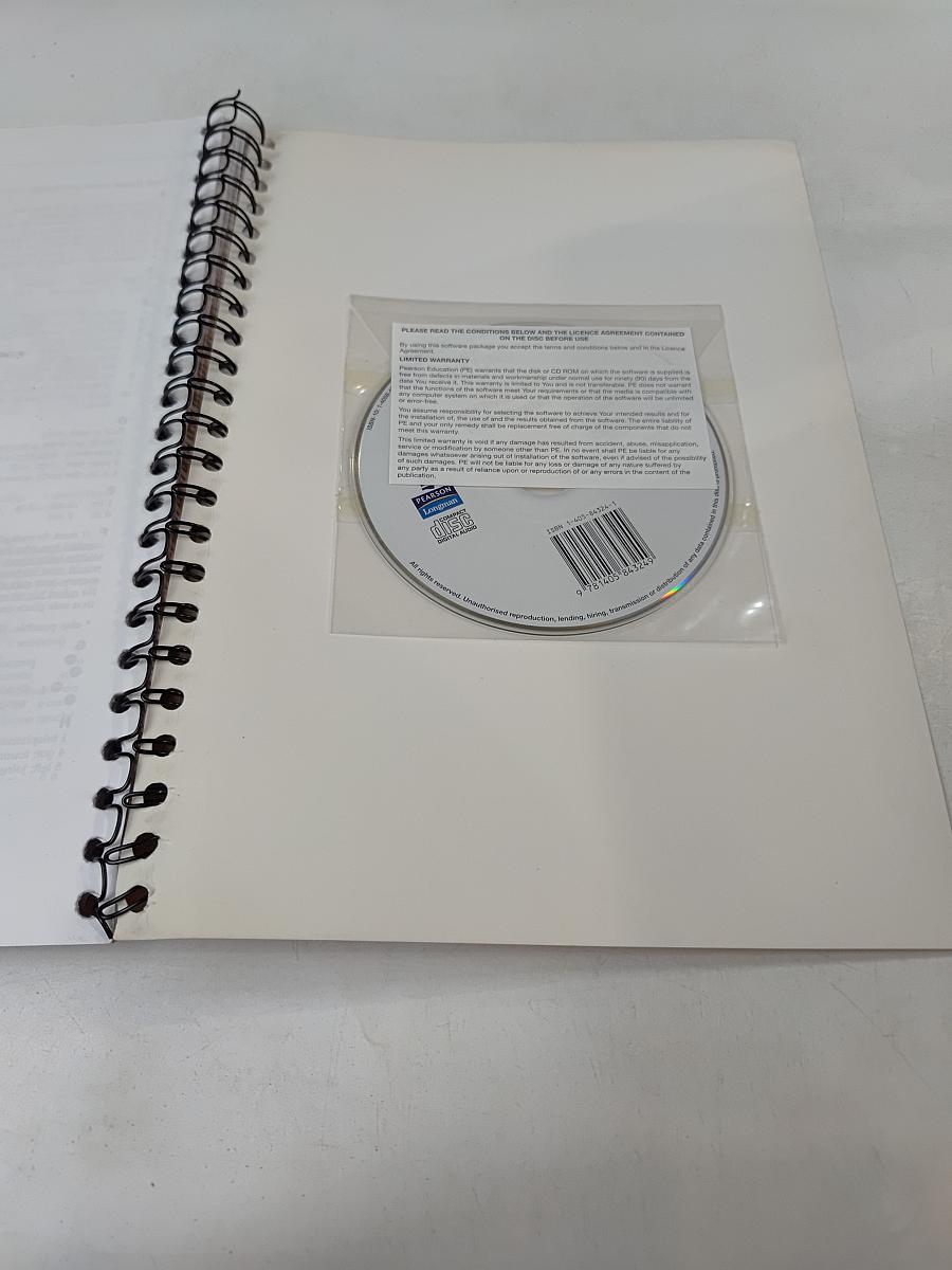 New Cutting Edge Intermediate Teacher's Resource Book