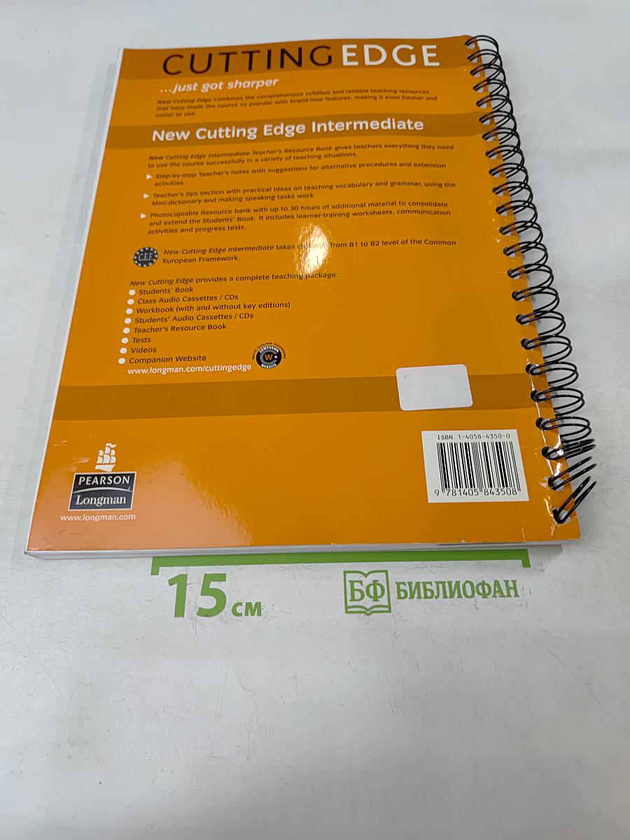 New Cutting Edge Intermediate Teacher's Resource Book
