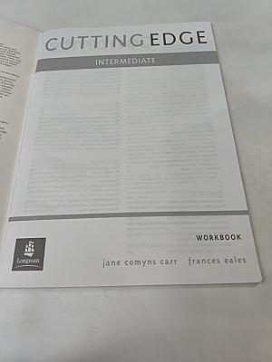 Cutting Edge Intermediate Workbook