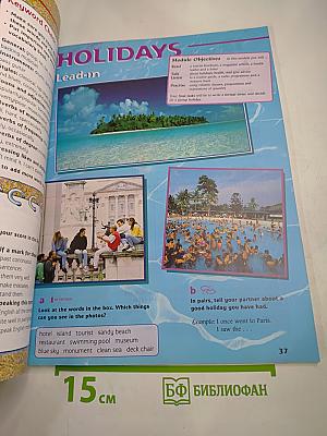 World Club Intermediate Students' Book