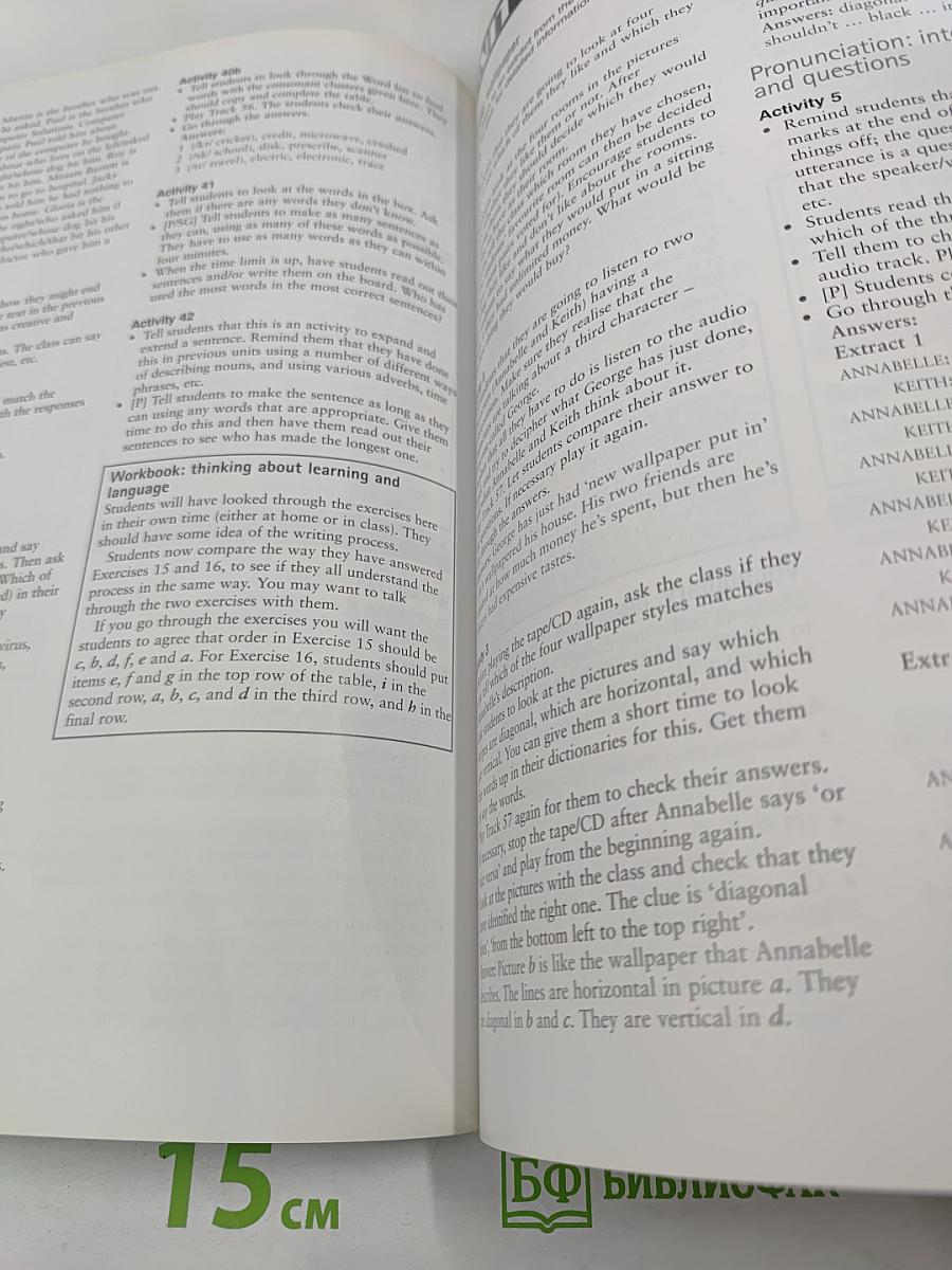 Just Right Teacher's Book Intermediate