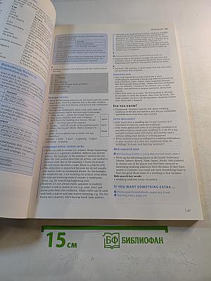 Straightforward Pre-intermediate Teacher's Book