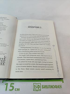 The Dead of Night (The 39 Clues: Cahills vs Vespers, Book Three)