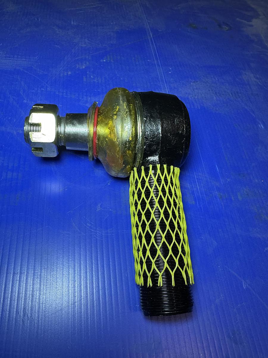 Наконечник рулевой тяги поперечный левый AZ9118470217 (D=24мм)