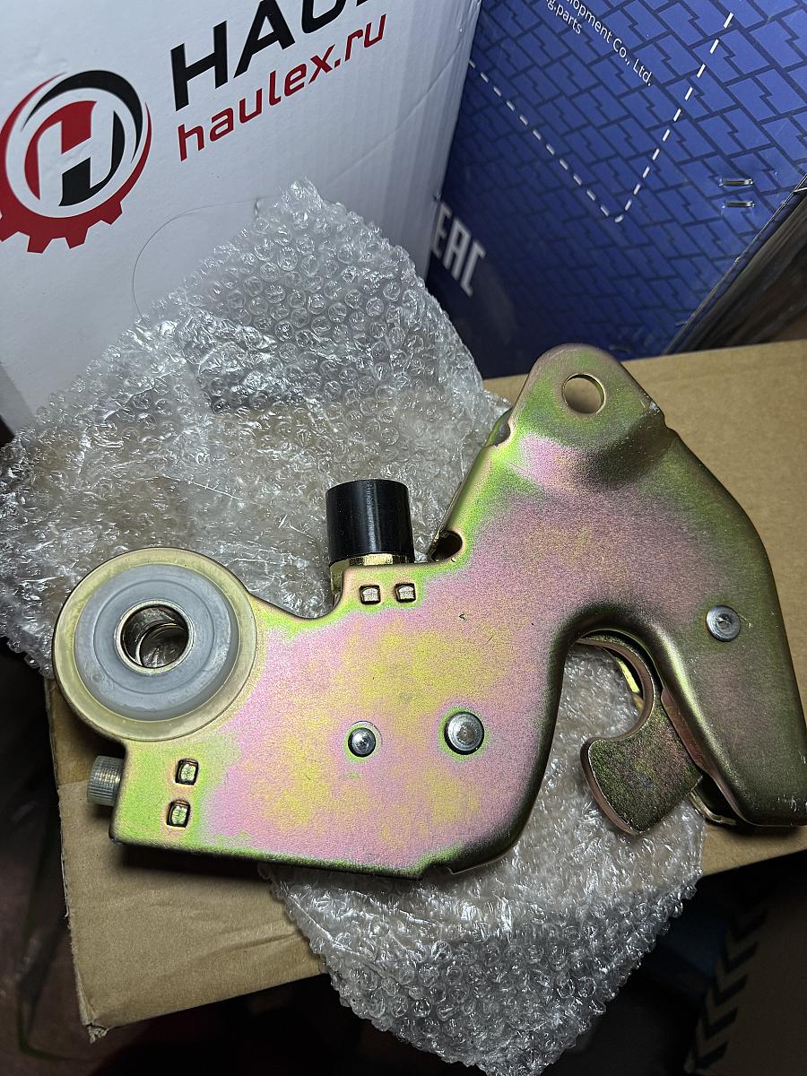 Замок кабины гидравлический SHAANXI 81.61851.6020