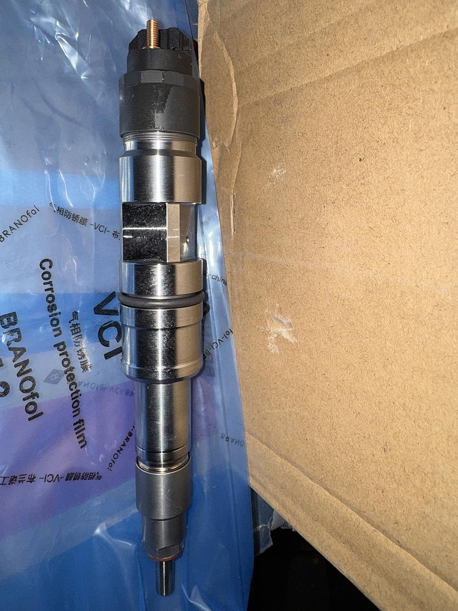 Форсунка топливная BOSCH 0445120391 (612630090055) для двигателя Weichai WP10 Евро 5