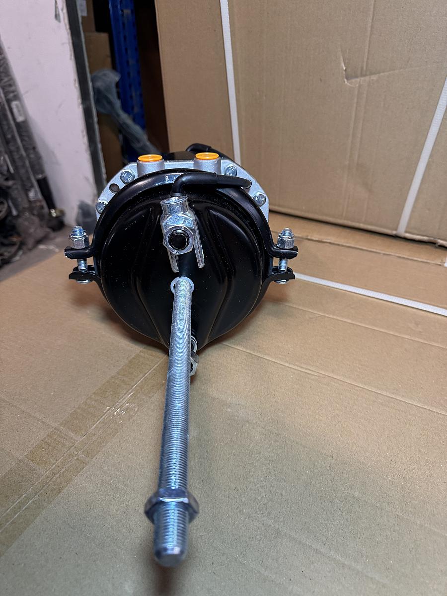 Энергоаккумулятор задний с длинным штоком L-220мм HOWO A7 WG9000360663 (аналог)