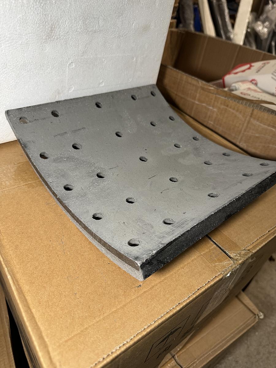 Накладка тормозная передняя нижняя HD90149446006