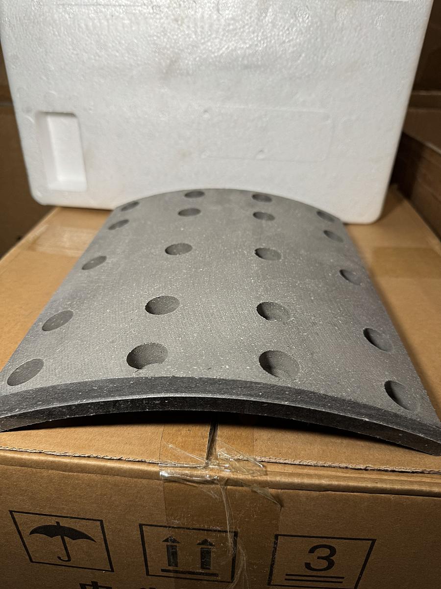 Накладка тормозная передняя верхняя HD90149446005 для LGMG MT95H