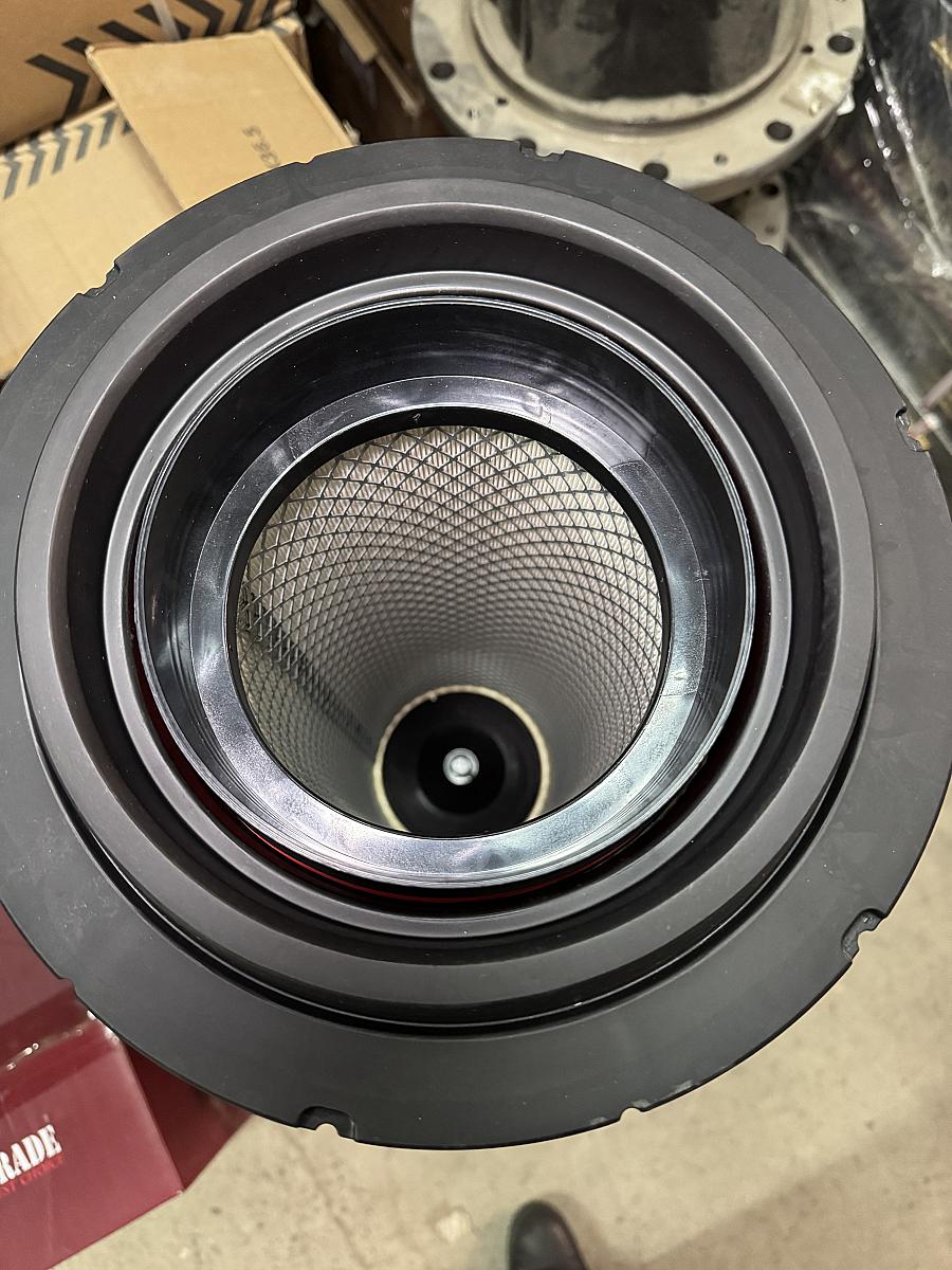 Фильтр воздушный Sinotruk WG9X25190072 (аналог)