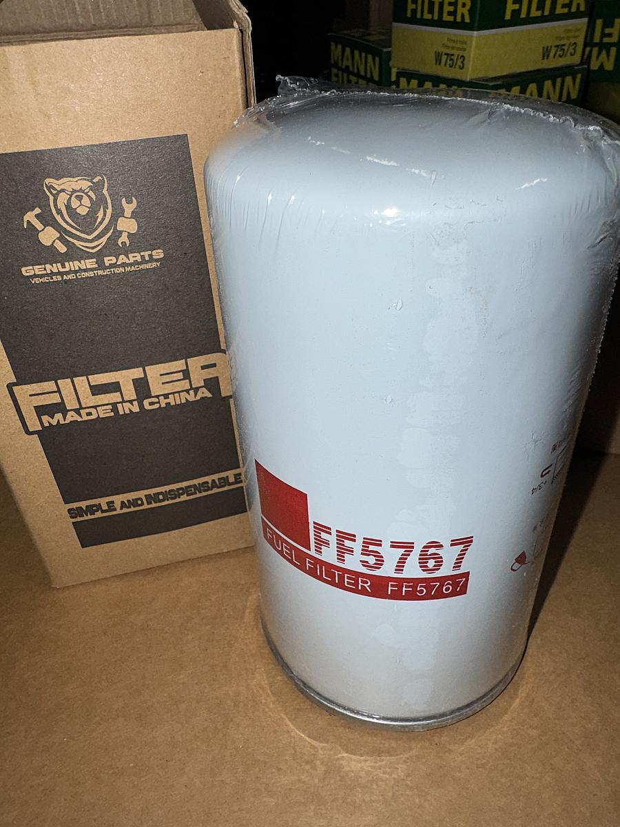 Топливный фильтр Fleetguard FF5767 для двигателей Cummins